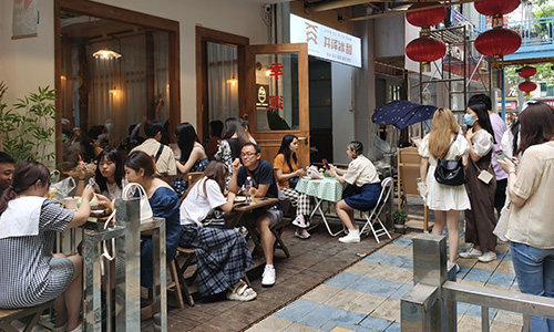 让甜品店持续拥有客源？